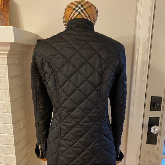 Burberry Ladies Diamond Quilted Jacket Black Size M - Picture 14 of 16